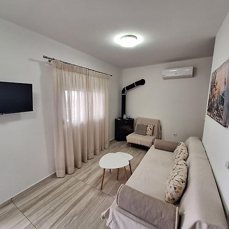 Villa Irini - Cretan Luxury Villa With Amazing View Paraspori  외부 사진