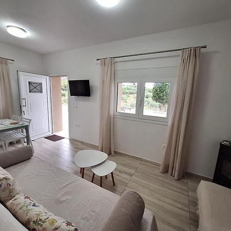Villa Irini - Cretan Luxury Villa With Amazing View Paraspori  외부 사진