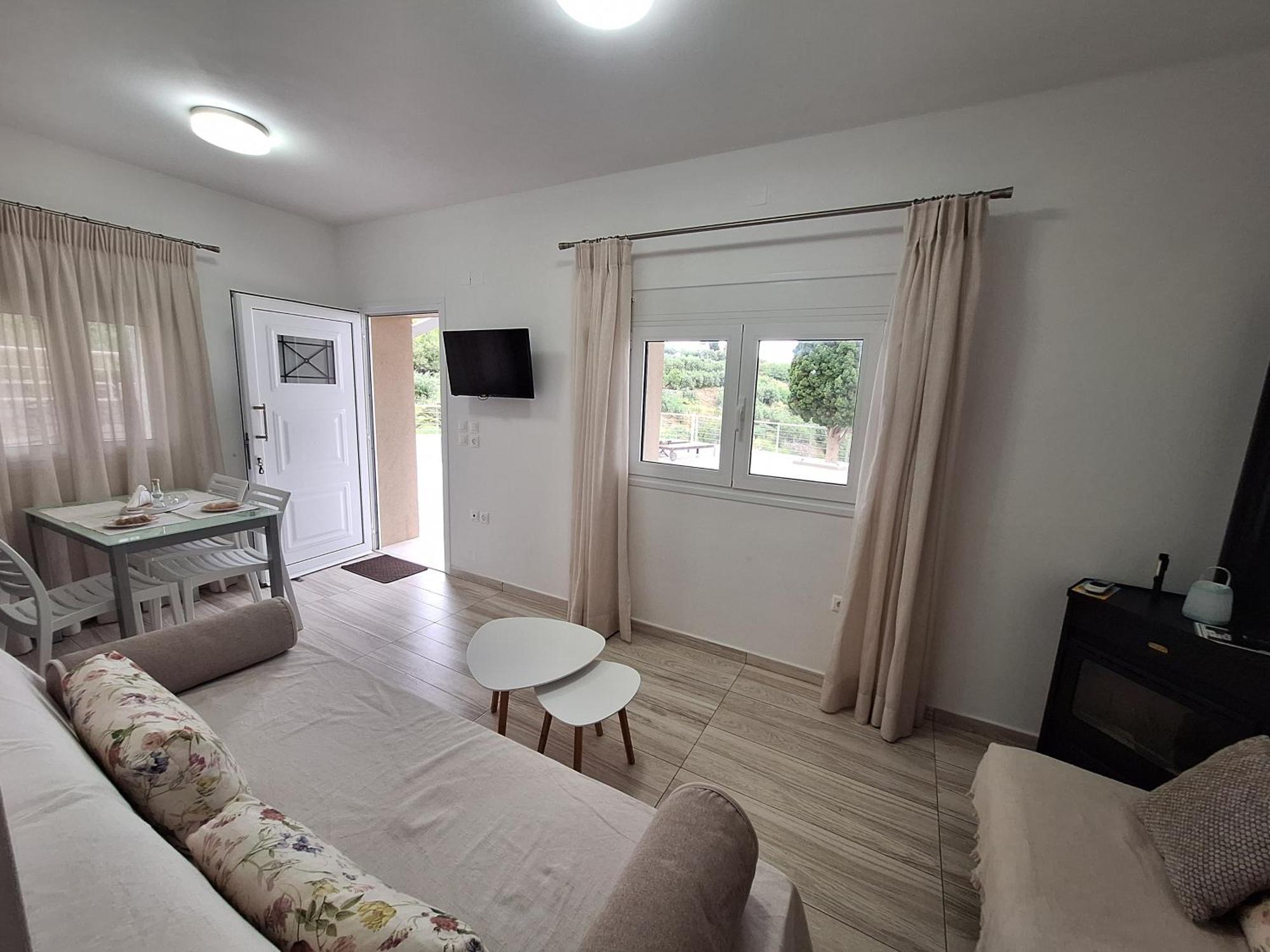 Villa Irini - Cretan Luxury Villa With Amazing View Paraspori  외부 사진