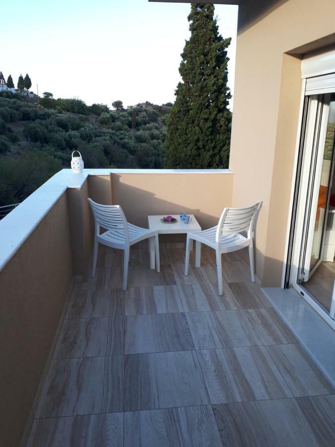 Villa Irini - Cretan Luxury Villa With Amazing View Paraspori  외부 사진