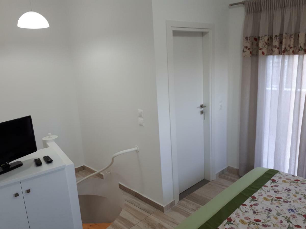 Villa Irini - Cretan Luxury Villa With Amazing View Paraspori  외부 사진