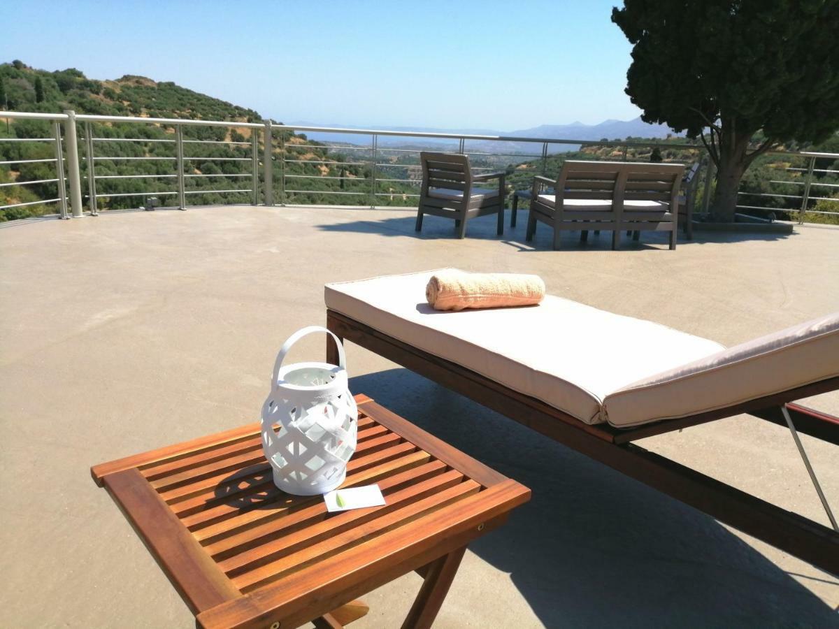 Villa Irini - Cretan Luxury Villa With Amazing View Paraspori  외부 사진