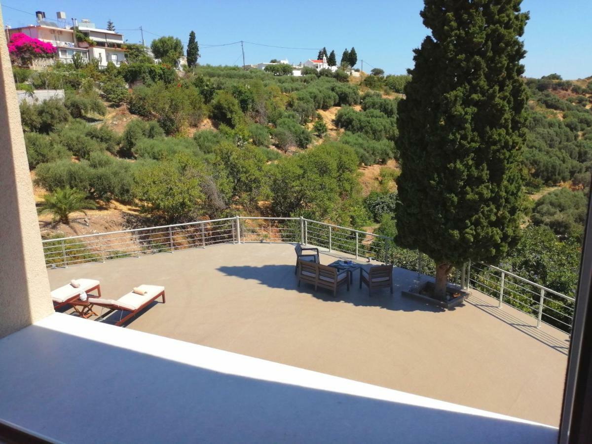 Villa Irini - Cretan Luxury Villa With Amazing View Paraspori  외부 사진