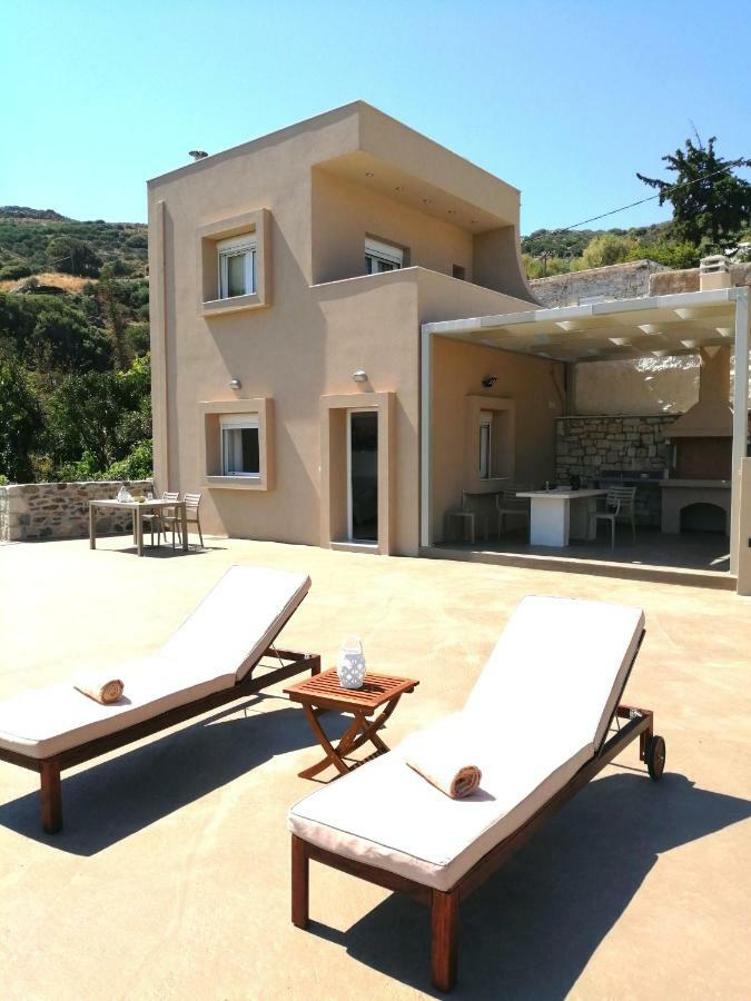 Villa Irini - Cretan Luxury Villa With Amazing View Paraspori  외부 사진